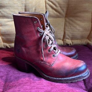Frye Sabrina Boot Size 7.5